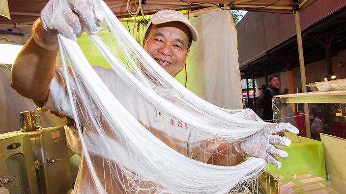 Dragon’s Beard Candy in Chinatown